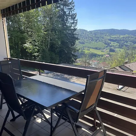 Accueillant Aux Tholy 31 M² Vue Montagne 아파트 르톨리